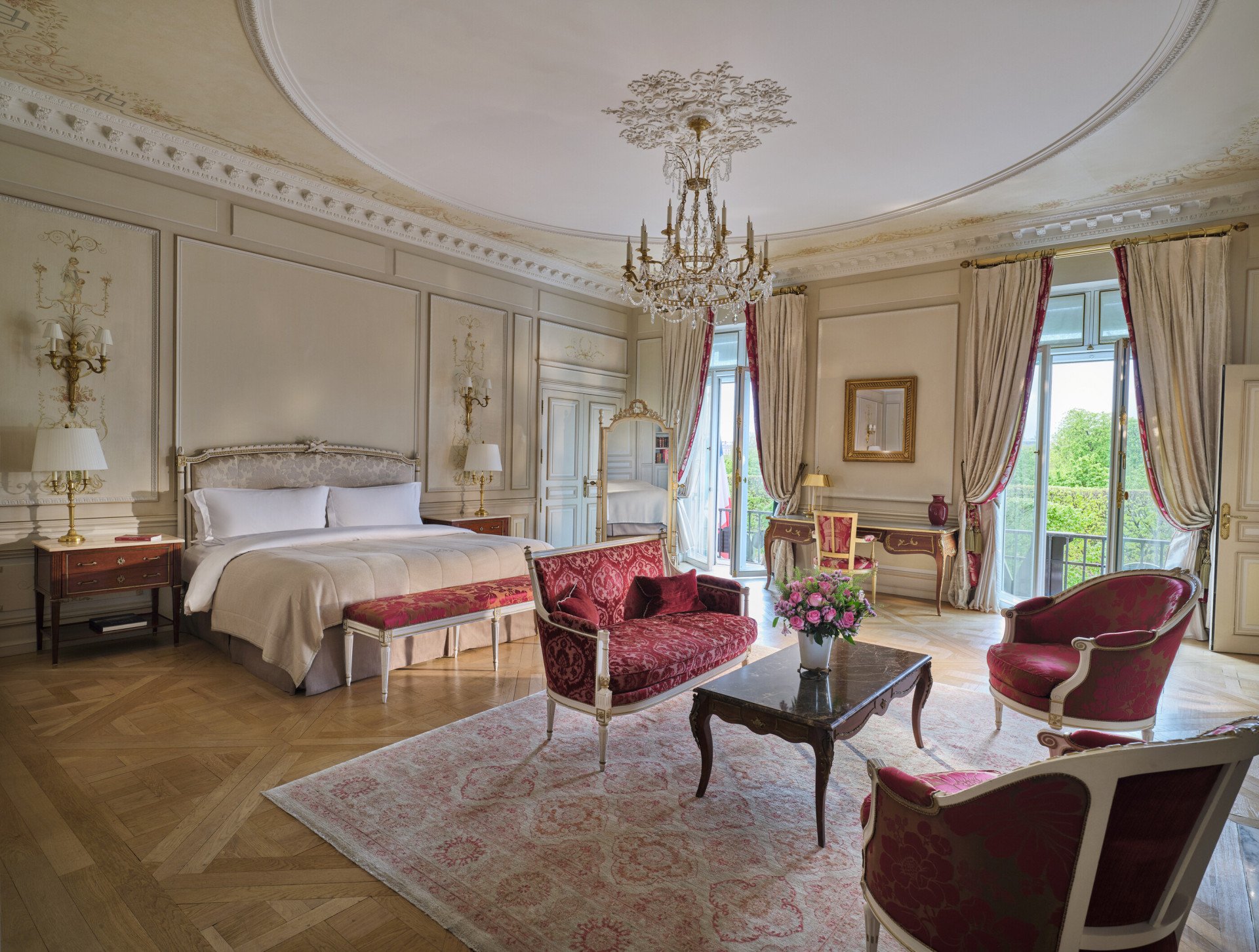 Presidential Apartment Dalí at Le Meurice, Paris