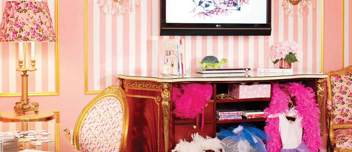 The Eloise Suite's vibrant sitting area, perfect for family stays at The Plaza Hotel.