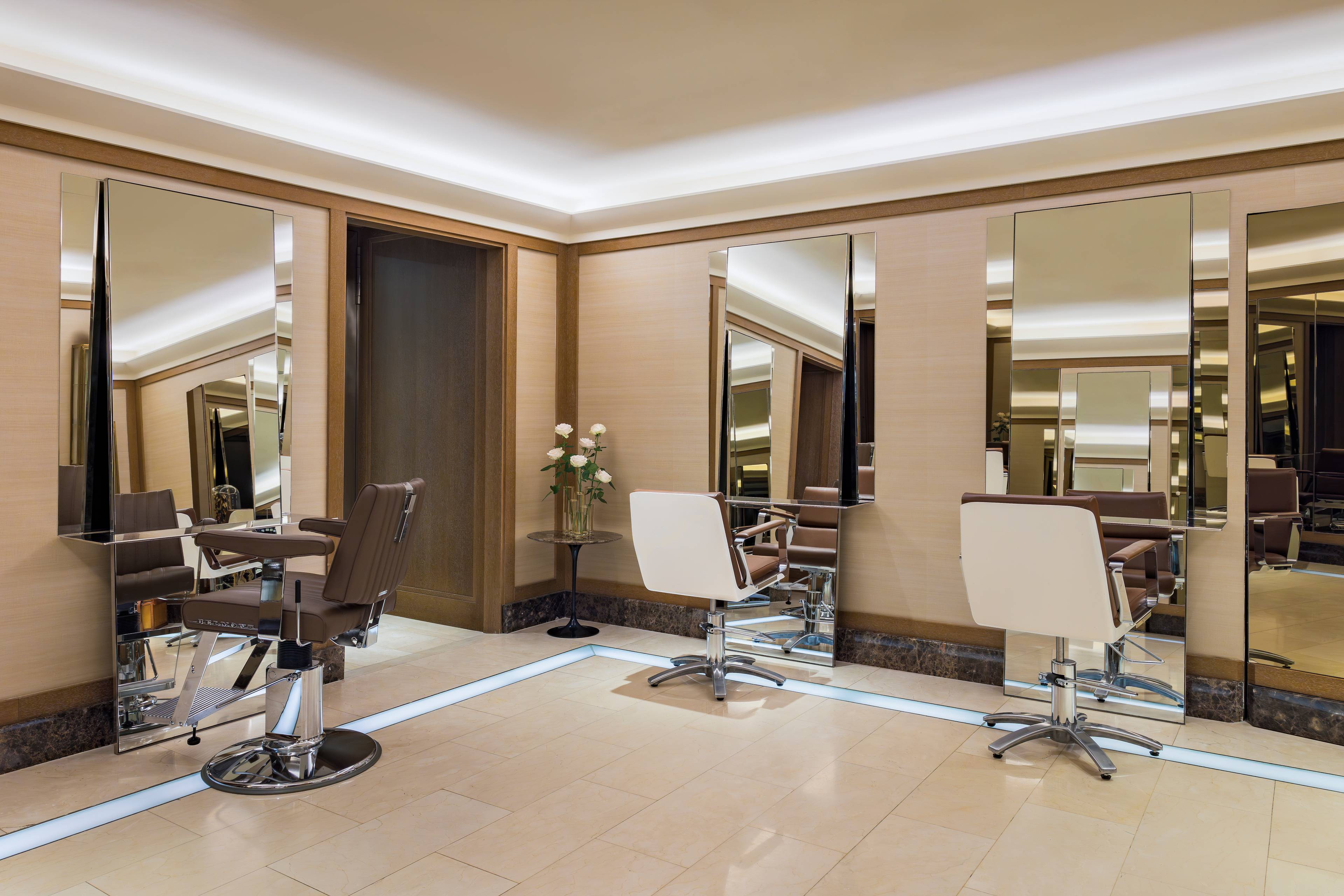 The intimate and luxurious David Mallett hair salon within the Ritz Club & Spa.