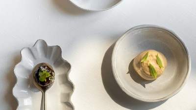 An impeccably set table at the Michelin-starred Espadon restaurant.