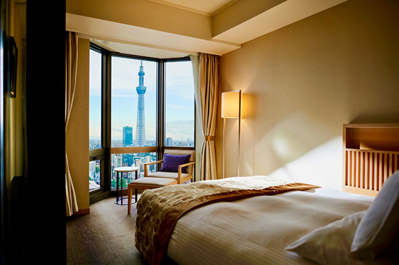 Standard double room at Asakusa View Hotel