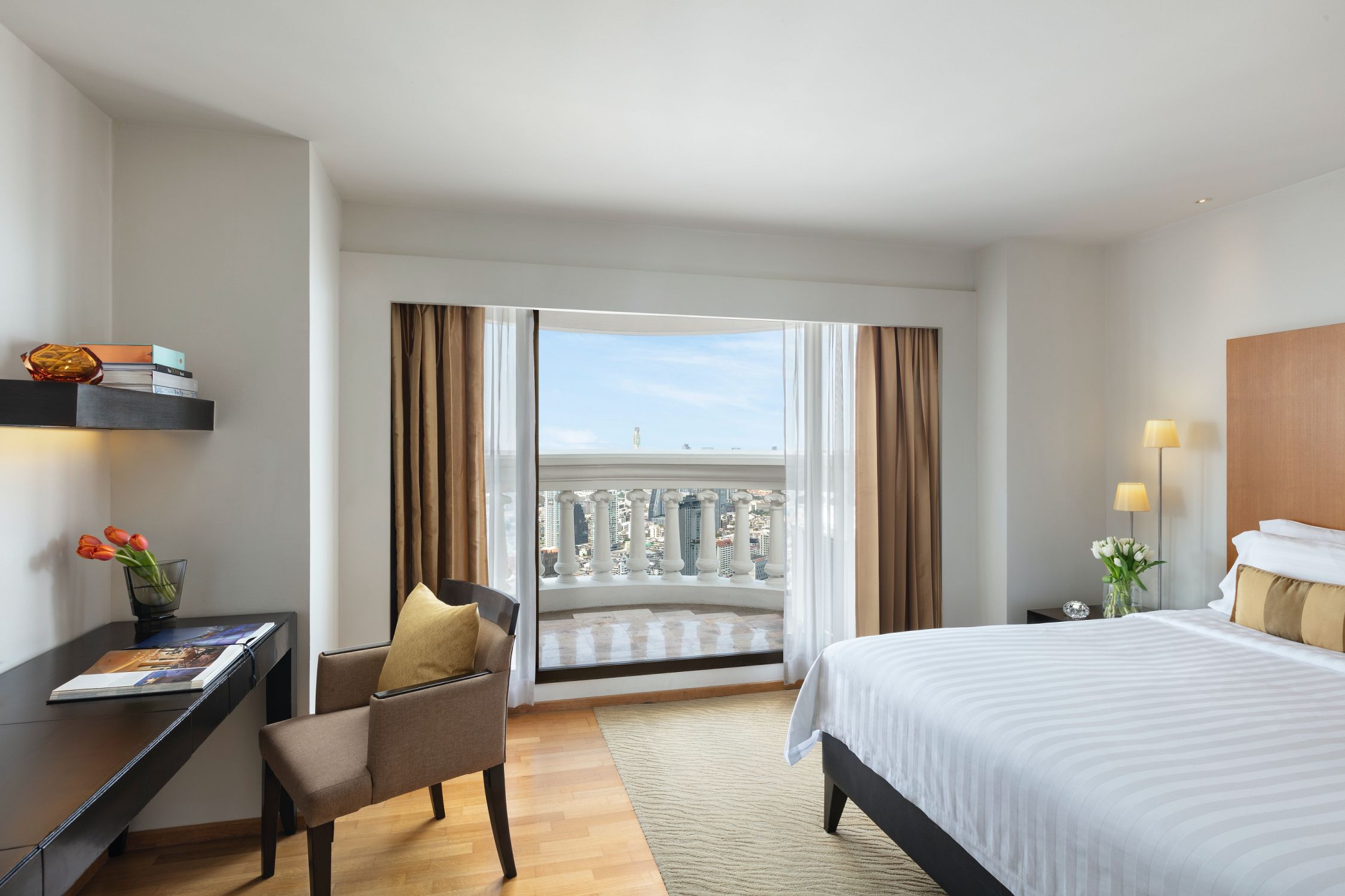 Lebua suite city view at lebua at State Tower