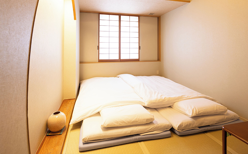 Standard Japanese room at Ryokan Asakusa Shigetsu