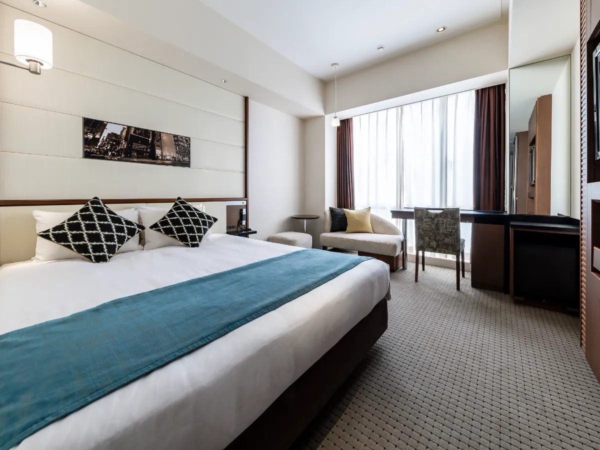 Double room at Solaria Nishitetsu Hotel Ginza