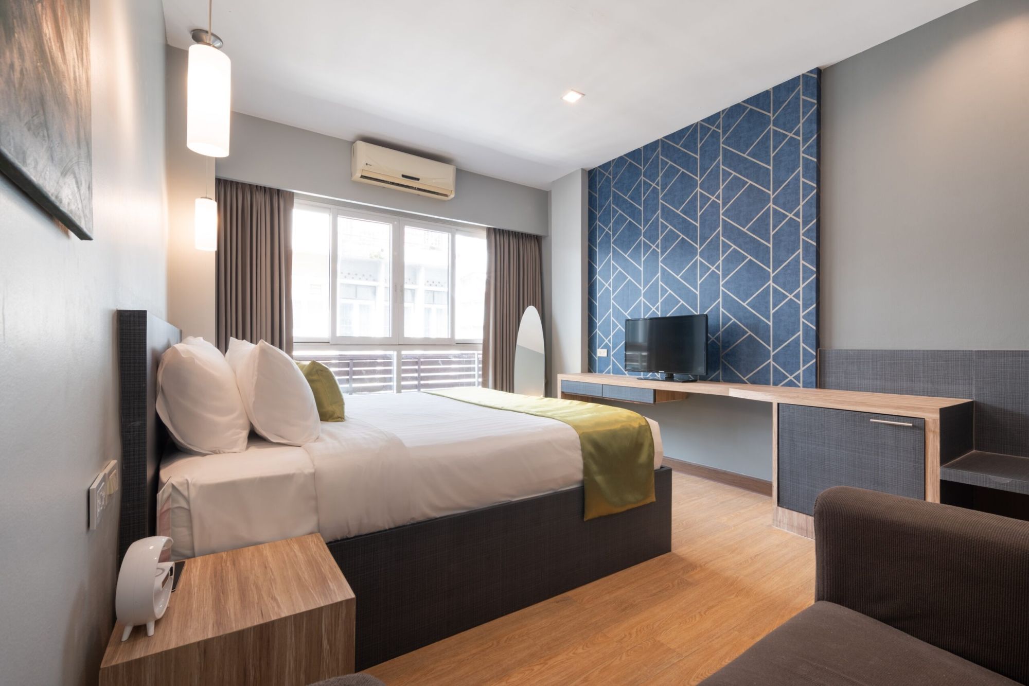 Deluxe room at iCheck inn Gems Center Silom